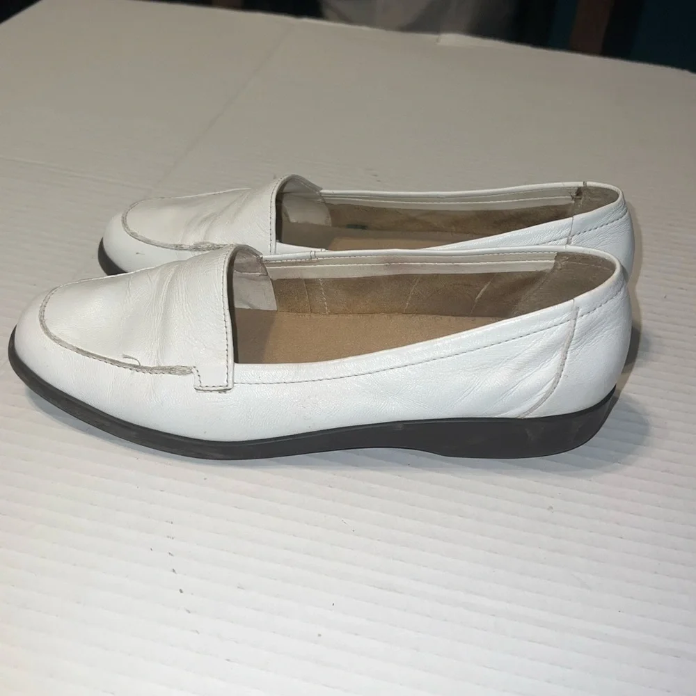 Easy Spirit White Leather Slip On Loafers‎ Comfort Casual Shoes